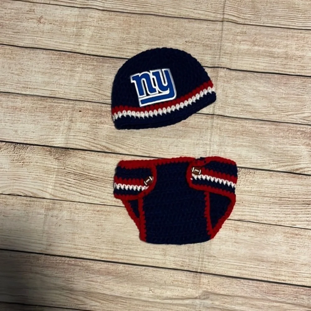 Handmade NY Giants Beanie Hat and Diaper Cover Set 🏈